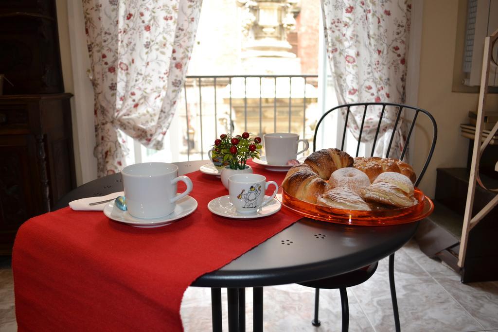 نابولي La Cattedrale Bed & Breakfast المظهر الخارجي الصورة